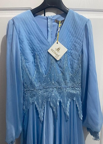 Mavi Uzun Kollu Nakışlı Pilili Abiye Elbise - Görsel 2