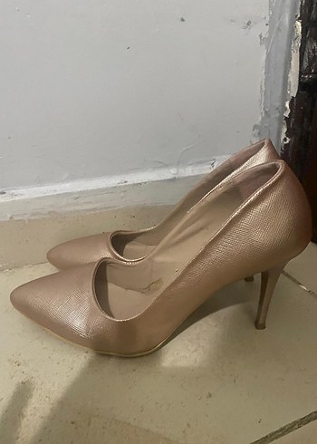 Bej Yılan Desenli Stiletto Topuklu Kadın Ayakkabı - Görsel 4