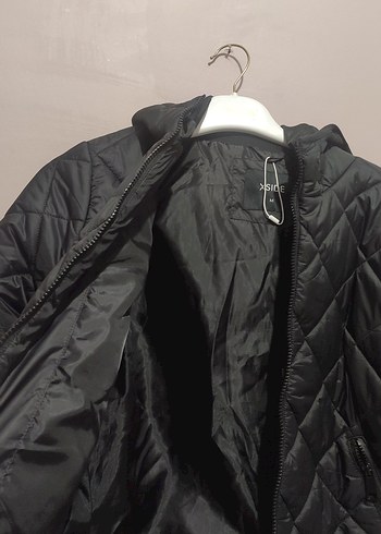 Siyah Kapitone Kadın Mini Mont - Görsel 2