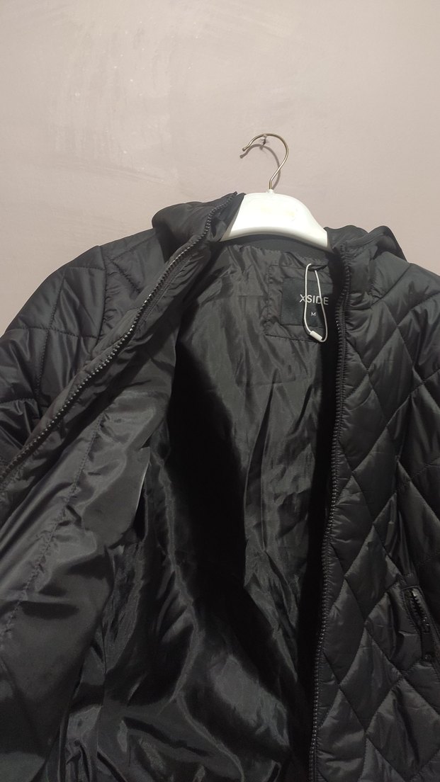 Siyah Kapitone Kadın Mini Mont - Görsel 2