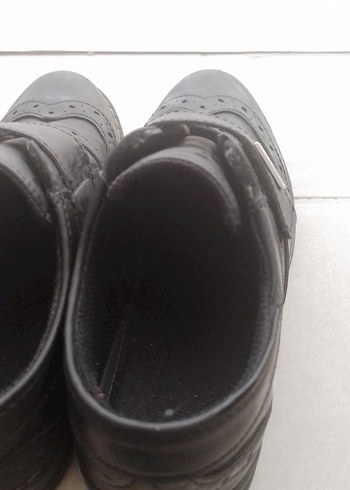 Erkek Çocuk Siyah Rugan Özel Ayakkabı - Görsel 5