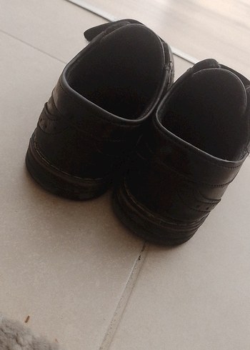 Erkek Çocuk Siyah Rugan Özel Ayakkabı - Görsel 4