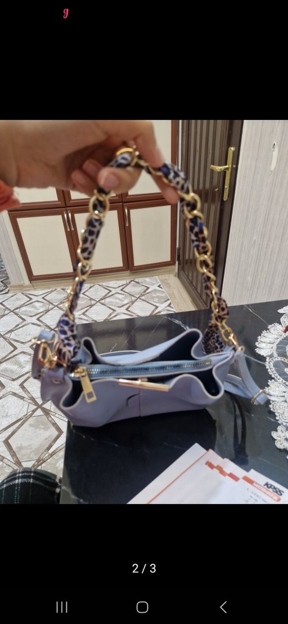 Zincir Detaylı Mavi Kadın Çanta - Görsel 2