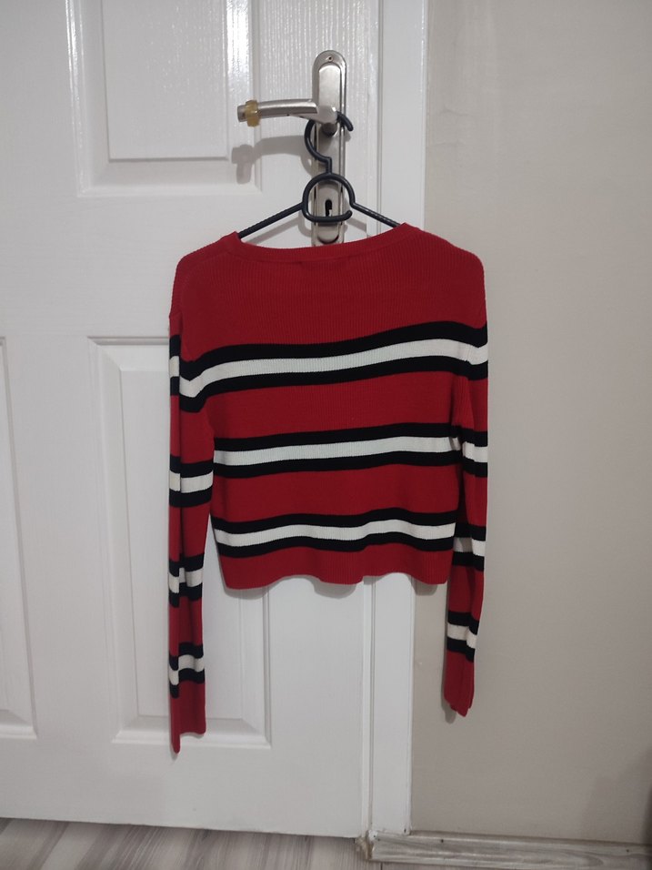 Kırmızı Çizgili Kadın Triko Kazak - Görsel 3