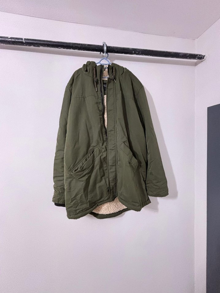 LCW Casual Kapüşonlu Basic Erkek Parka - Görsel 5