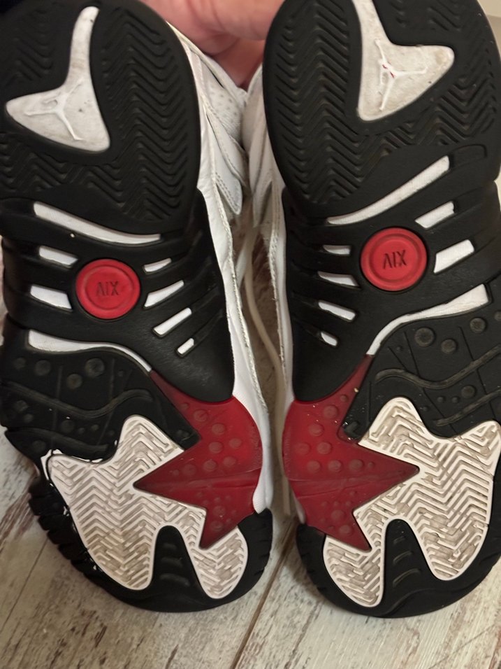 Nike Air Jordan Basketbol Ayakkabısı - Görsel 4