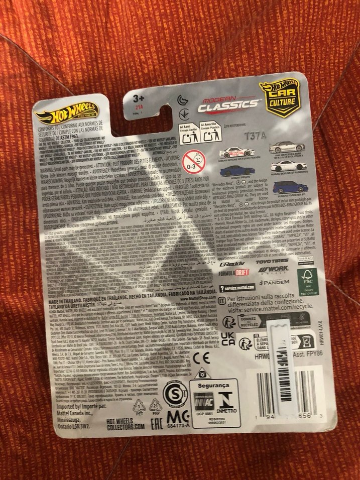 Hot Wheels Chase Nissan Skyline R32 Modern Classics Siyah - Görsel 2