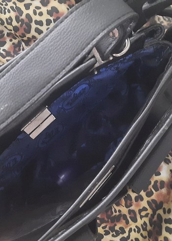 Kemer Detaylı Deri Çanta - Görsel 3