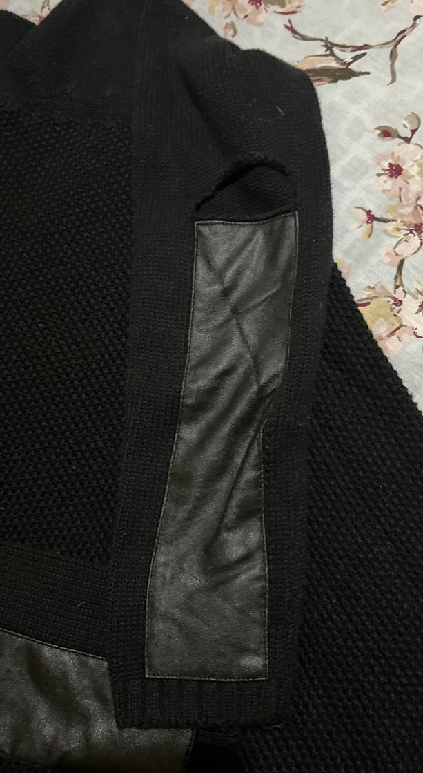 Deri Detaylı Siyah Boğazlı Kadın Kazak - Görsel 3