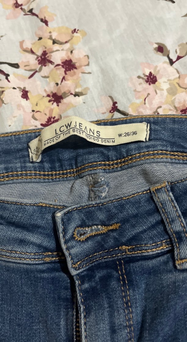 Nakışlı, Kemerli Kadın Kot Pantolon - Görsel 5