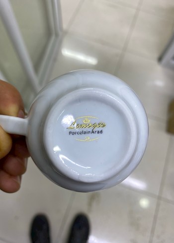 Beyaz Porselen Altın Yaldızlı Fincan Takımı - Görsel 2