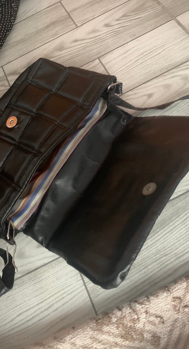 Siyah Deri Tokalı Kadın Çanta - Görsel 3