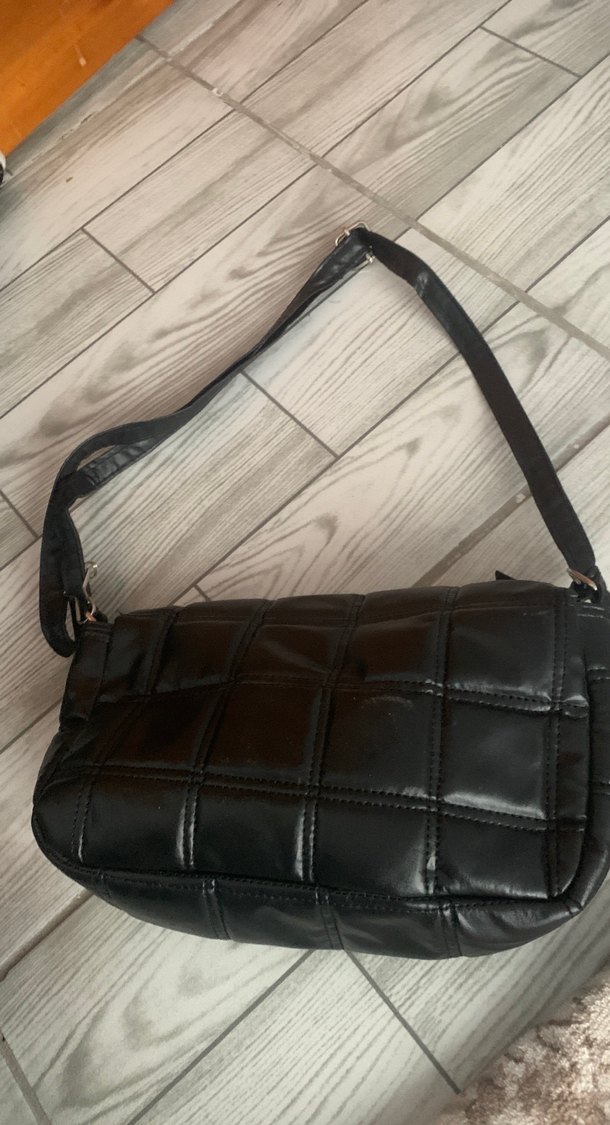 Siyah Deri Tokalı Kadın Çanta - Görsel 2