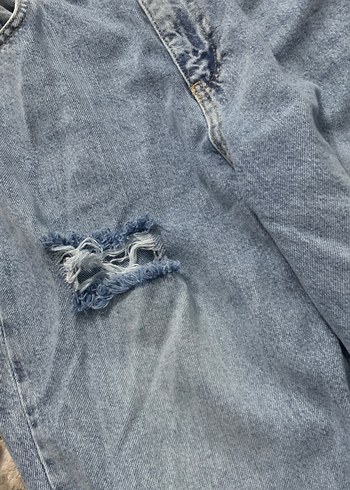 Yırtmaçlı Geniş Kesim Mavi Kadın Kot Pantolon - Görsel 2