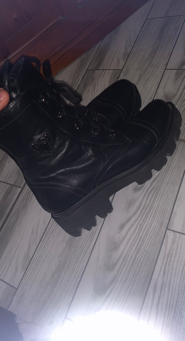 Kadın Siyah Deri Goth Botlar - Görsel 2