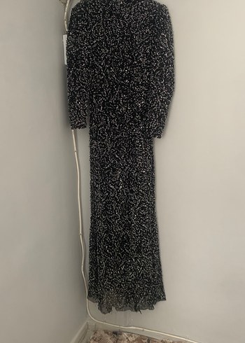 Uzun Kollu Siyah Yılan Desenli Midi Elbise - Görsel 2