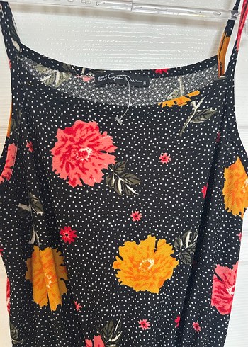 Çiçek Desenli  Tulum - Görsel 2