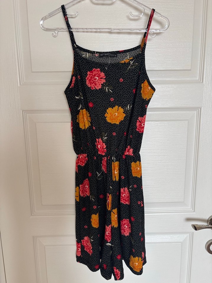 Çiçek Desenli  Tulum - Görsel 3