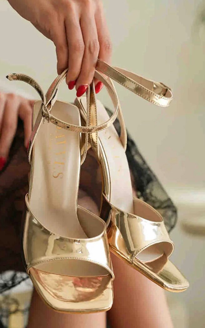 Parlak  Stiletto Topuklu Kadın Ayakkabı - Görsel 2