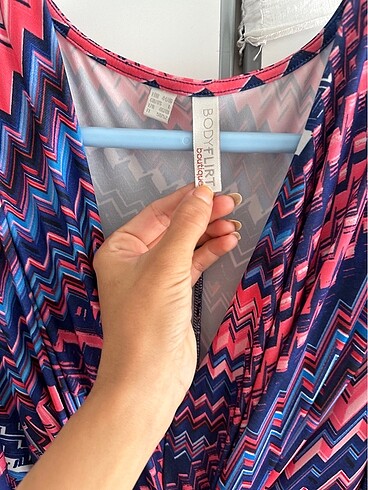 Uzun renkli elbise - Görsel 4