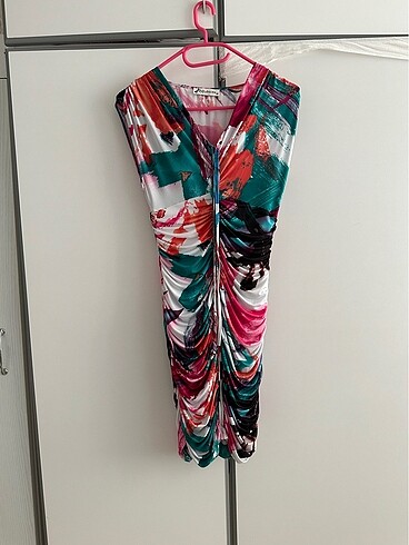 Mini büzgülü elbise - Görsel 3