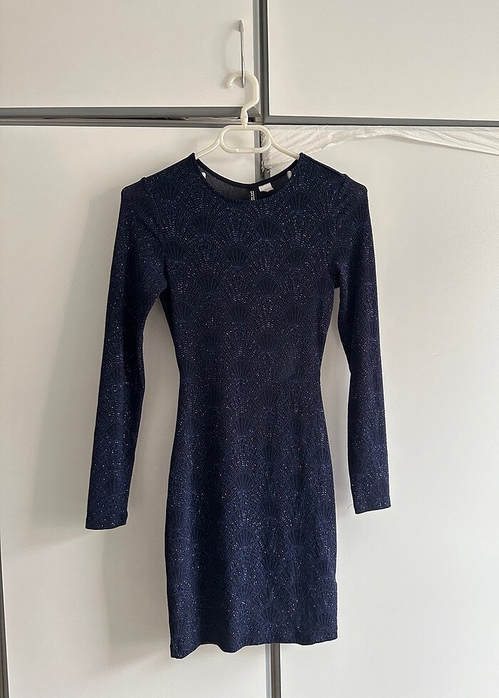 H&M gece elbisesi - Görsel 2