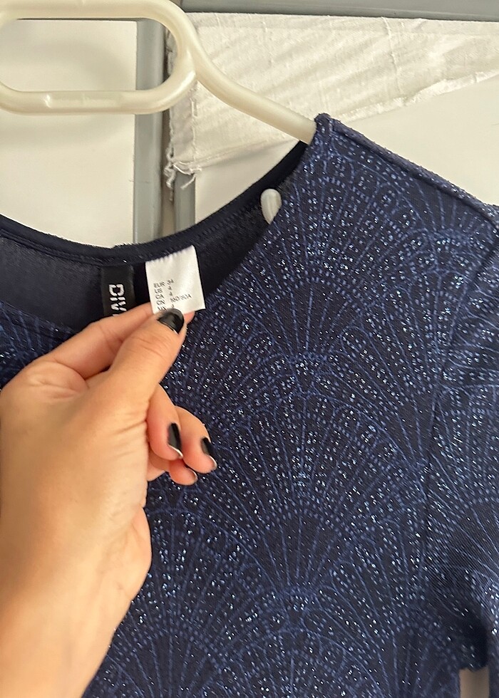 H&M gece elbisesi - Görsel 4