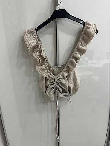 Zara büzgülü crop bluz