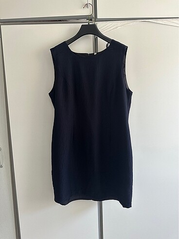 Lacivert sade elbise - Görsel 4