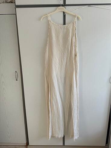 Yırtmaçlı plaj kıyafeti - Görsel 9