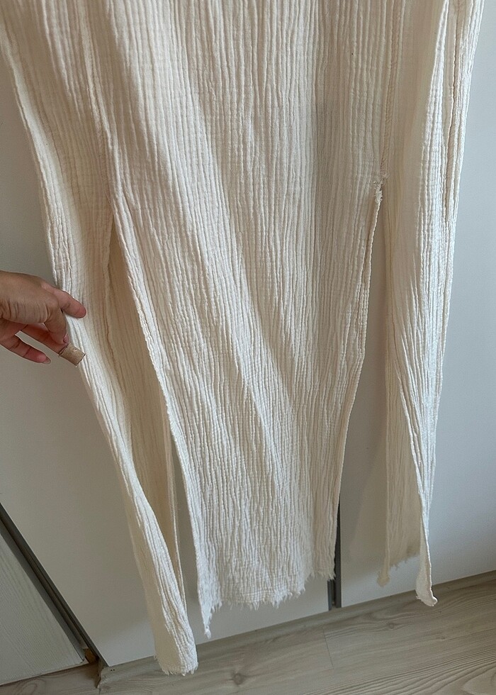 Yırtmaçlı plaj kıyafeti - Görsel 5