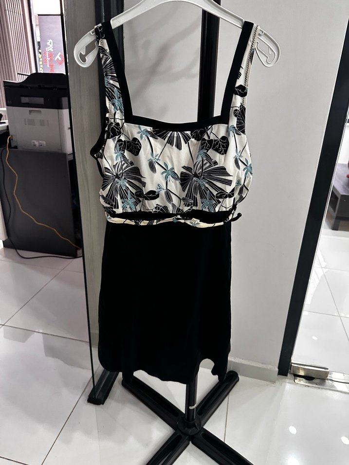 Drapeli Siyah Desenli etekli Mayo - Görsel 3