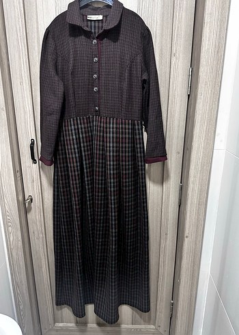 Bordo Uzun Kollu Pilili Uzun Elbise - Görsel 8