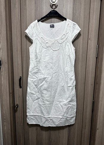 Kadın Beyaz Kolsuz Midi Elbise - Görsel 4