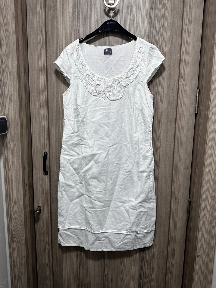 Kadın Beyaz Kolsuz Midi Elbise - Görsel 4