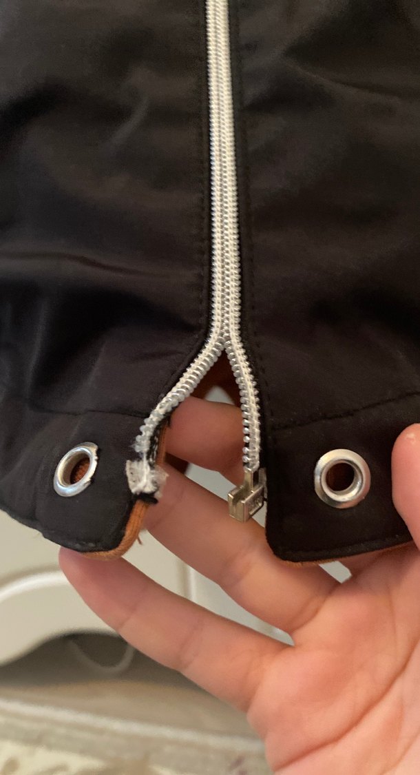 Fermuarlı Kahverengi Kapüşonlu Midi Ceket fermuarlı bozuk - Görsel 4