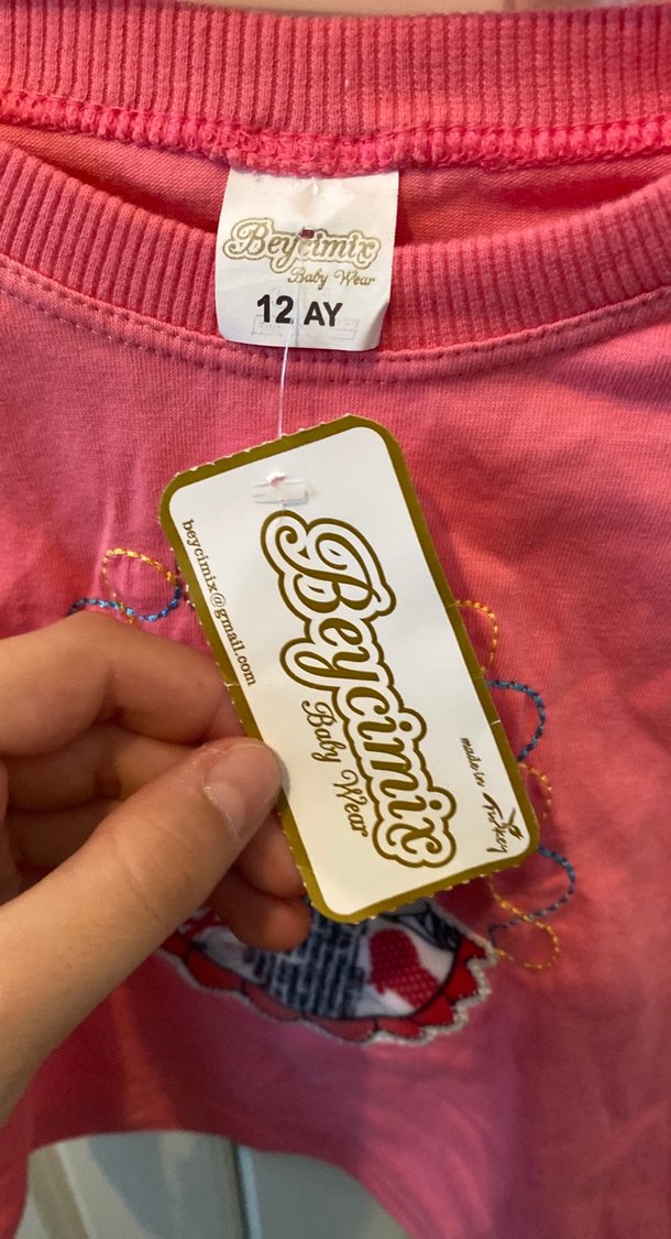 Düğmeli Pembe Kız Çocuk Tişörtü - Görsel 3