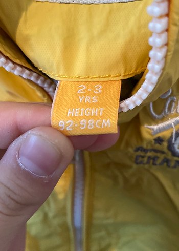 Erkek Çocuk Sarı Düğmeli Yağmurluk - Görsel 2