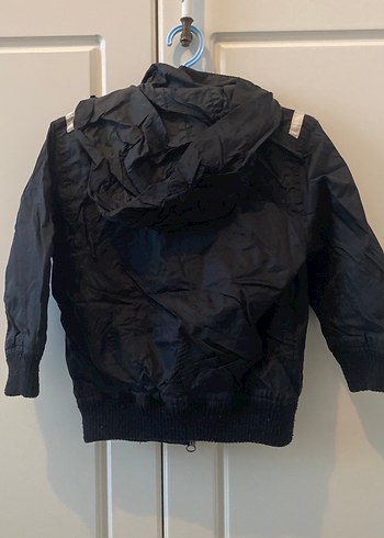 Siyah Fermuarlı Erkek Çocuk Mont - Görsel 4