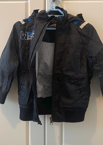 Siyah Fermuarlı Erkek Çocuk Mont - Görsel 2