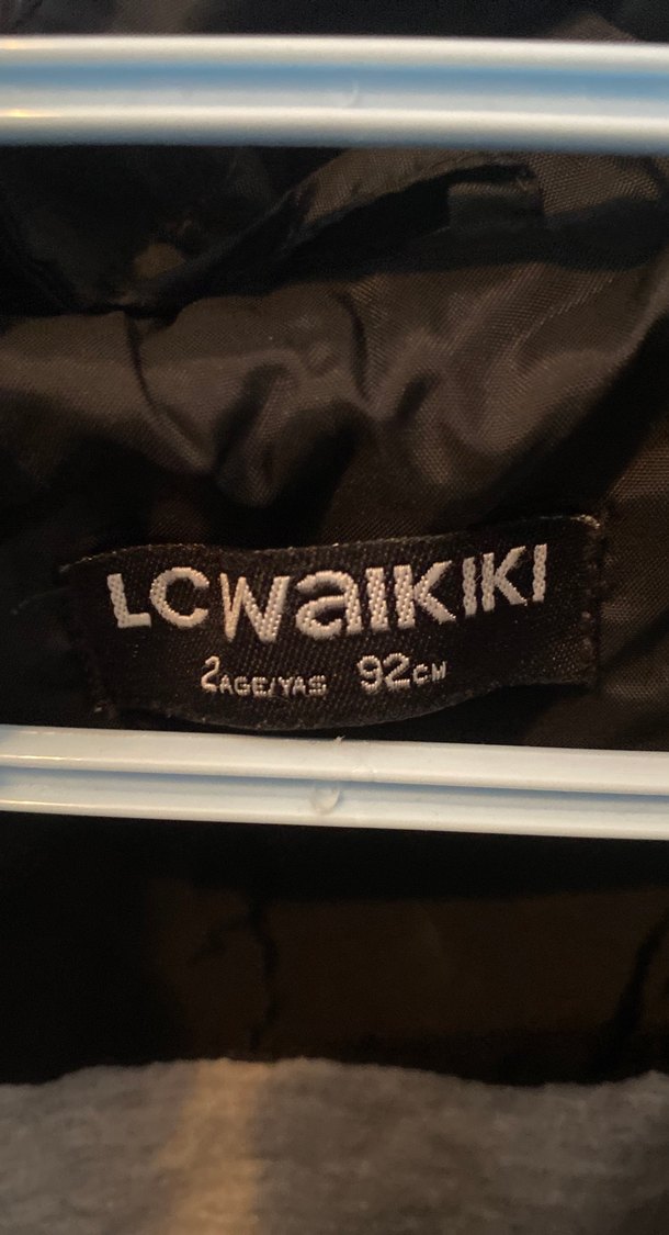 Siyah Fermuarlı Erkek Çocuk Mont - Görsel 3