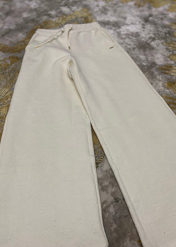 Guess Orjinal eşofman altı - Görsel 3