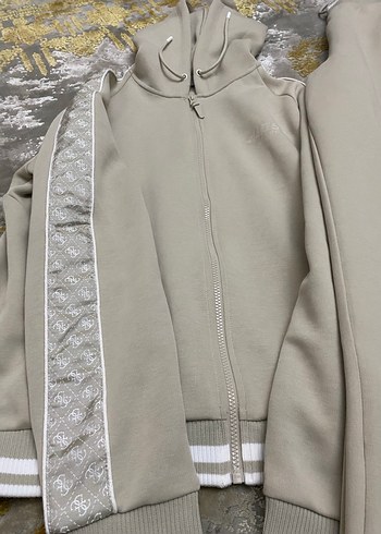 Guess eşofman takımı - Görsel 5