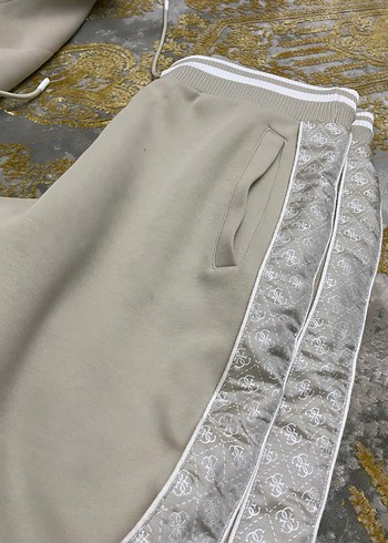 Guess eşofman takımı - Görsel 7