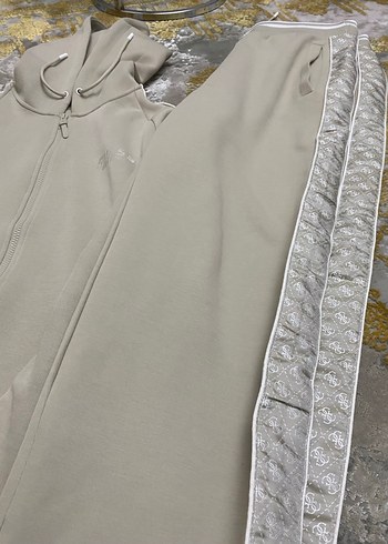 Guess eşofman takımı - Görsel 6