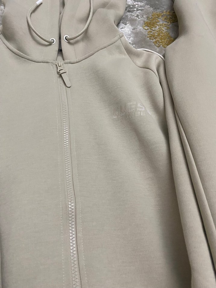 Guess eşofman takımı - Görsel 4