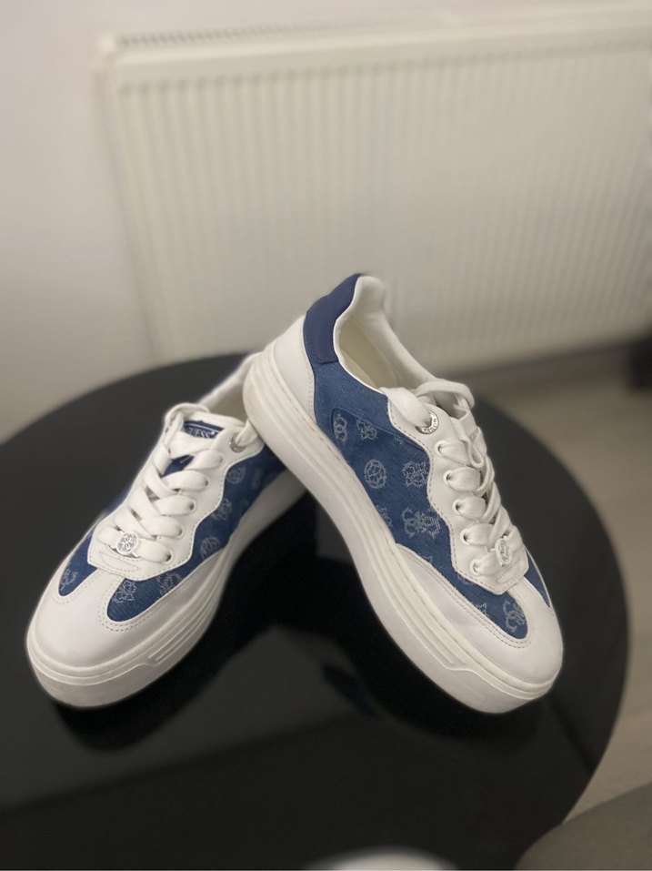 Guess Orjinal spor ayakkabı - Görsel 2