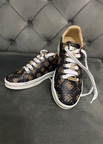 Guess Orjinal spor ayakkabı - Görsel 4