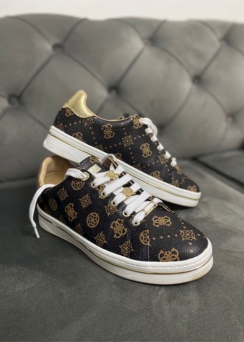 Guess Orjinal spor ayakkabı - Görsel 3