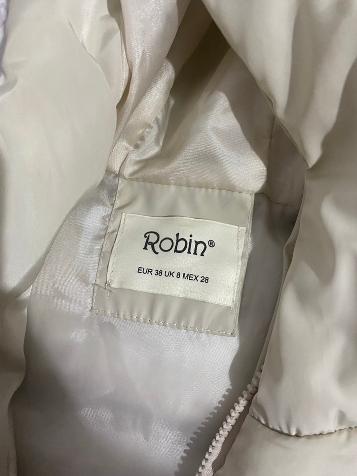 Kadın Kapüşonlu Beyaz Şişme Yelek - Görsel 2